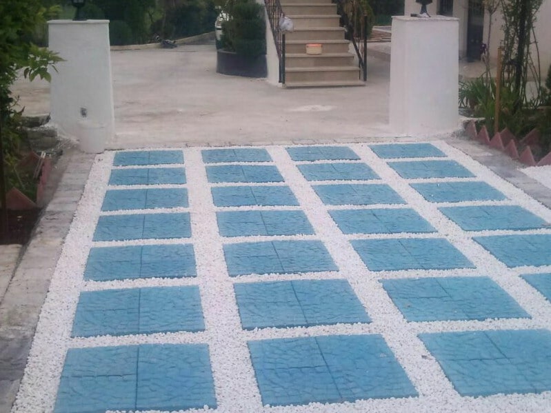 زیباتر کردن محوطه حیاط