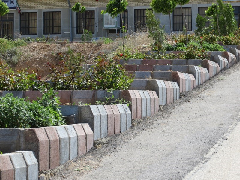 جدول خیابانی